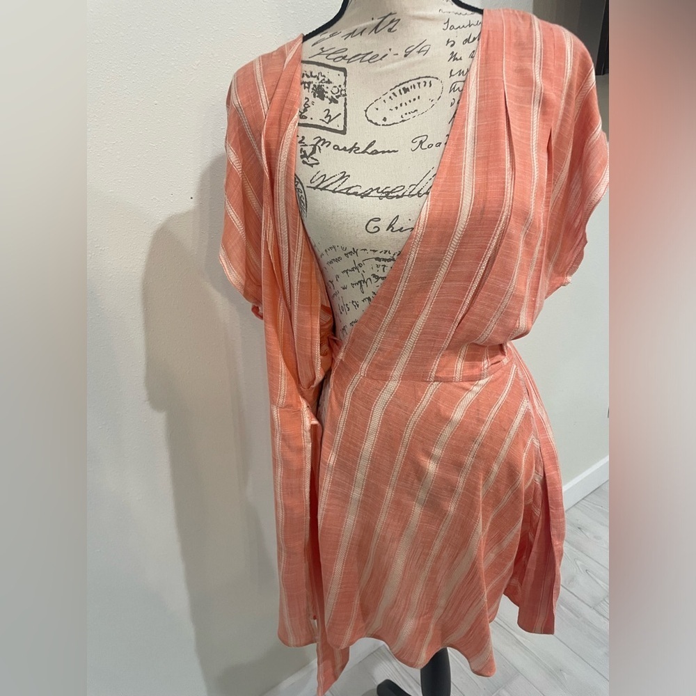 L*Space Sunshine Feels Dress in Poolside Stripe Clay Asymmetrical Sundress EUC - Picture 6 of 7